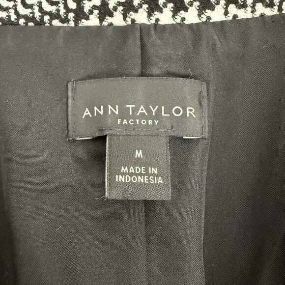 Ann Taylor Blazer Coat Sz M Houndstooth Plaid Mid-Length Lined Open Front Jacket - Picture 9 of 15